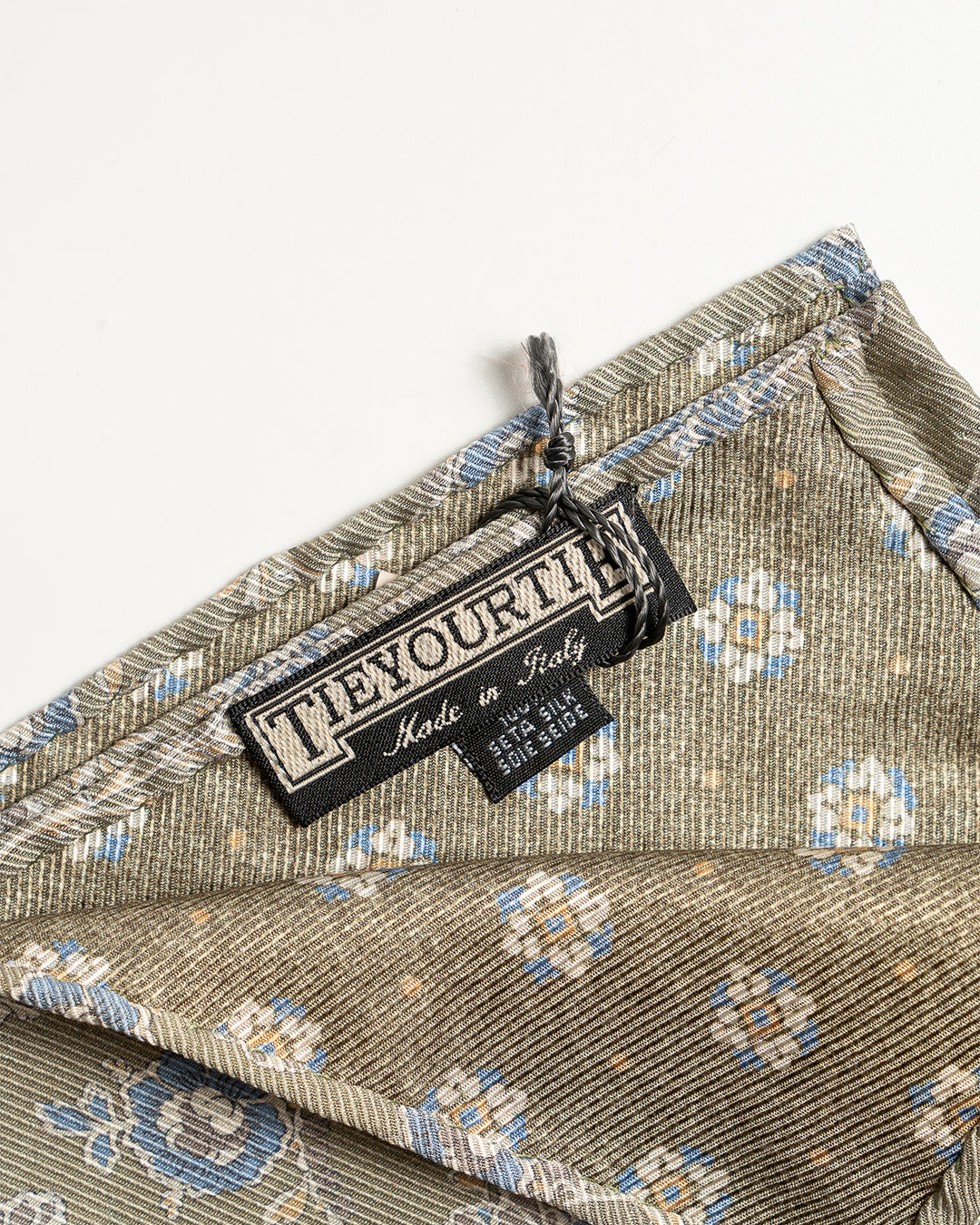Atto Vannucci Sevenfold Pocket Square