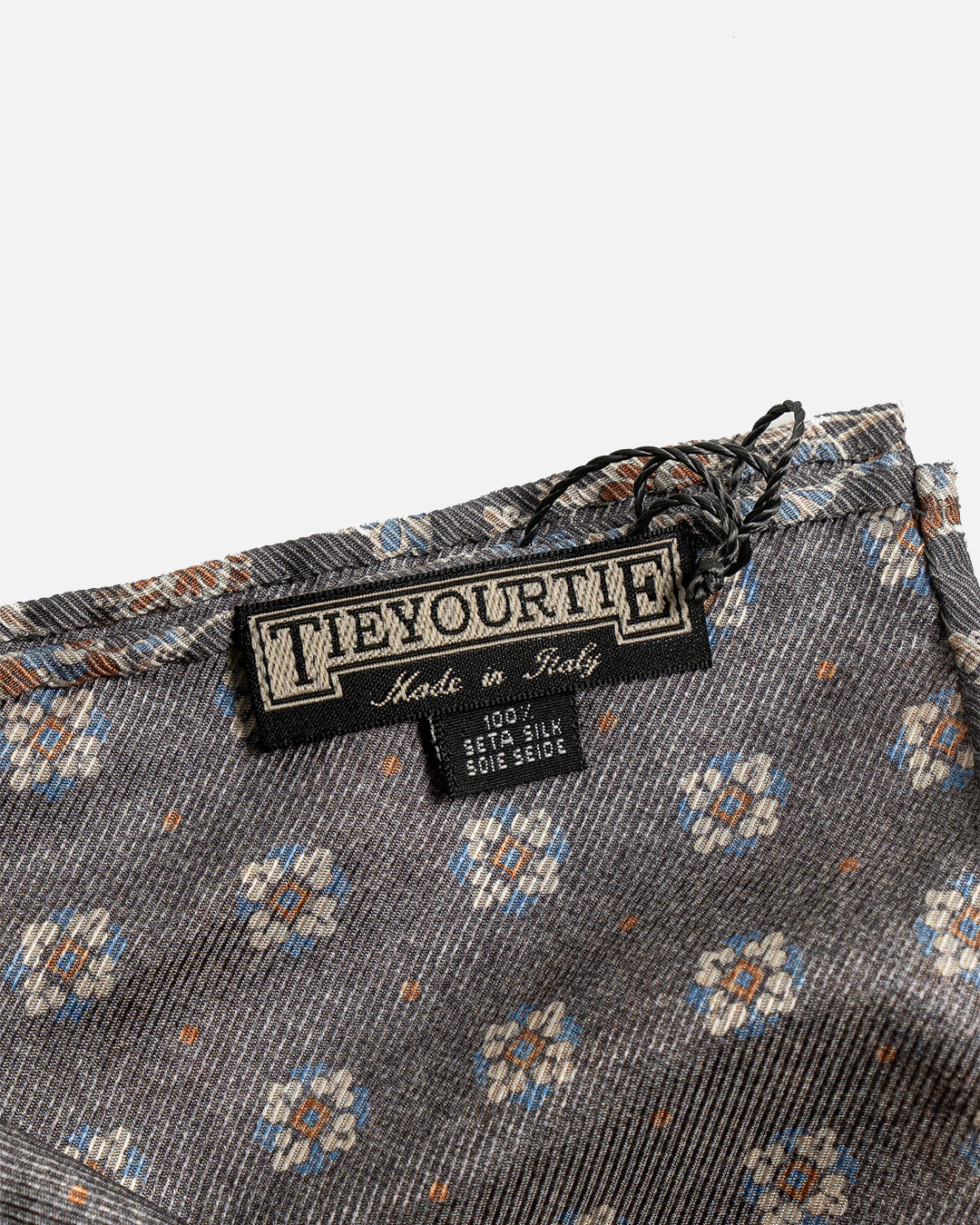 Atto Vannucci Sevenfold Pocket Square