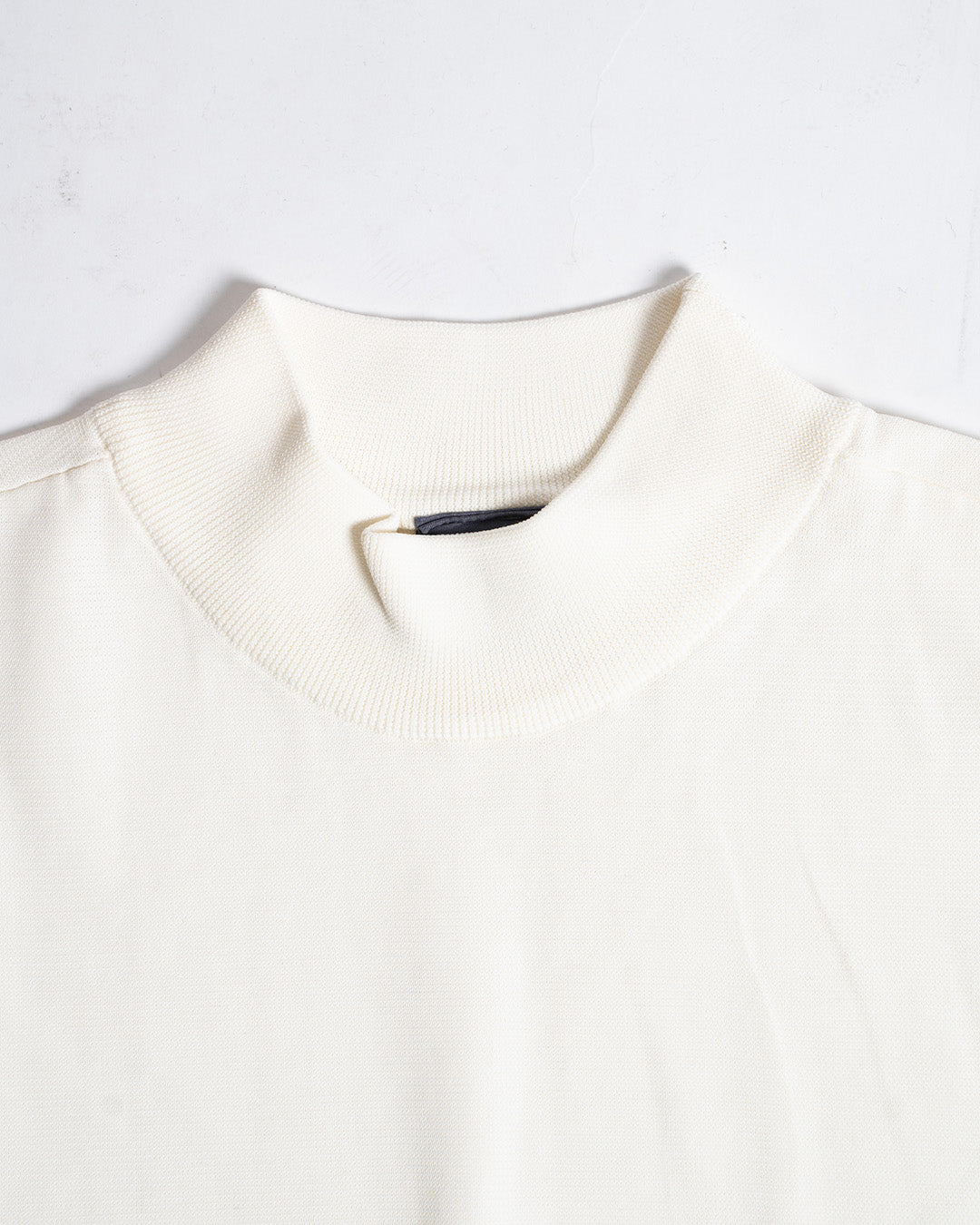 United Arrows Golf White Mock Neck Knit