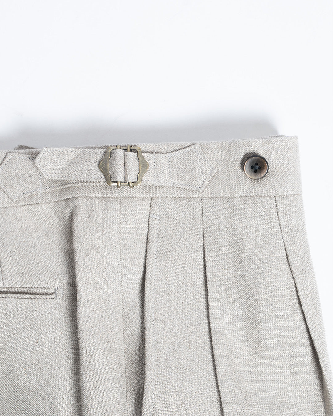 The Decorum Delon Trousers in Taupe Linen