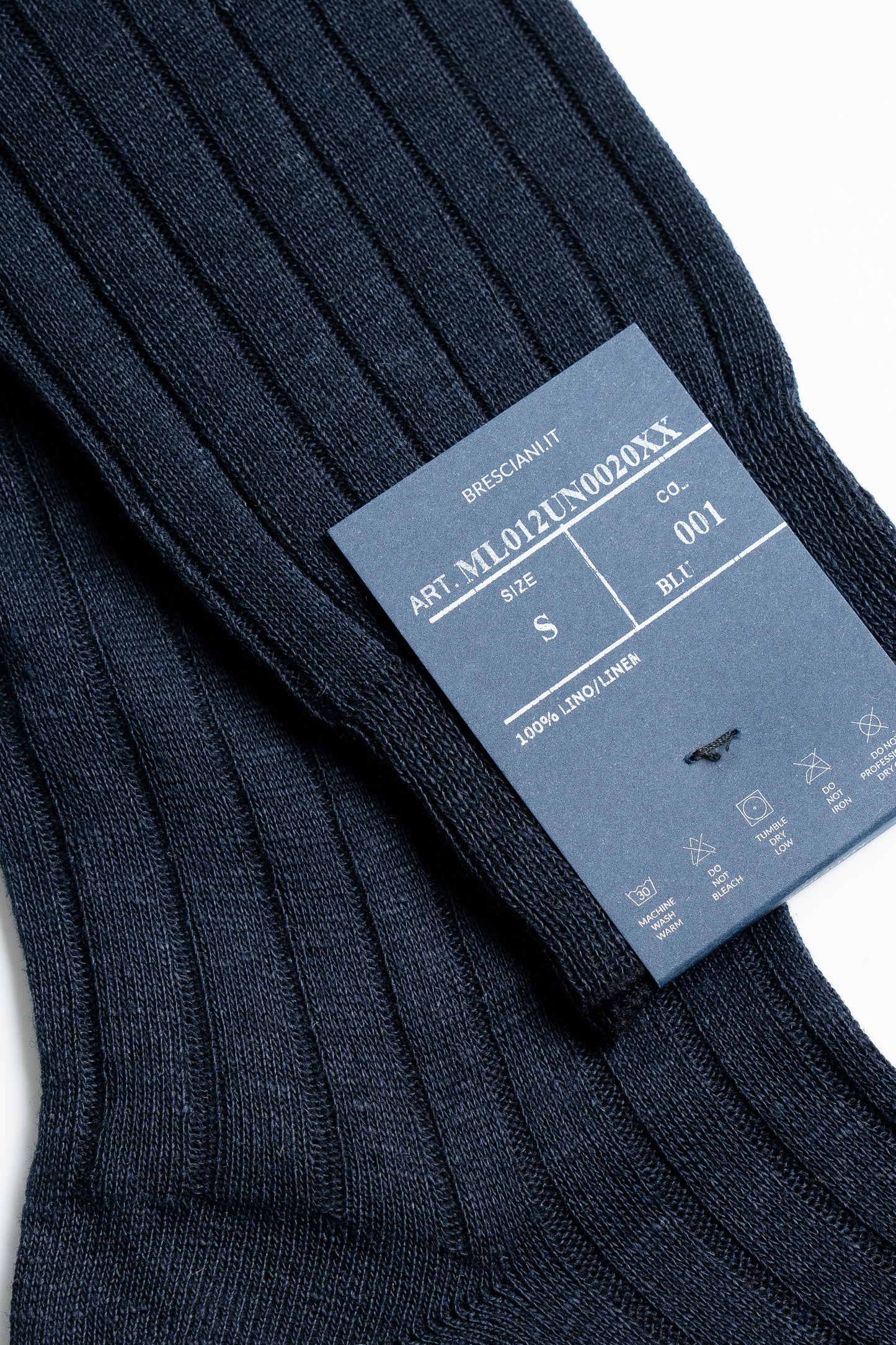 Bresciani 001 Blu Ribbed Over The Calf Linen socks