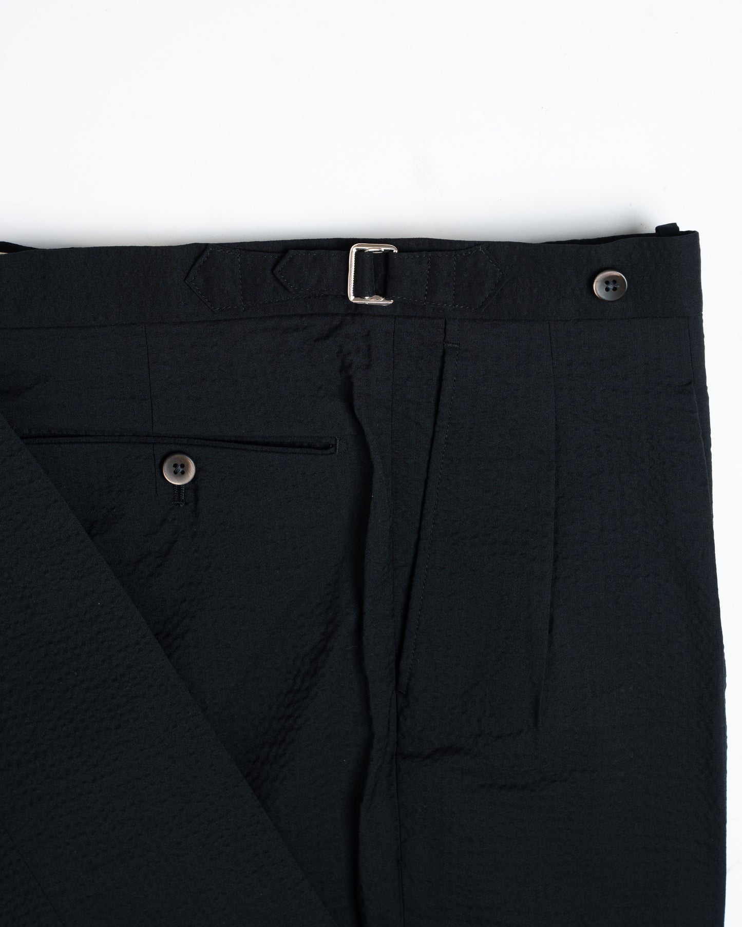 The Decorum Grant Trousers in Black Wool Seersucker