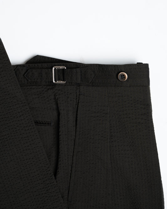 The Decorum Grant Trousers in Olive Wool Seersucker