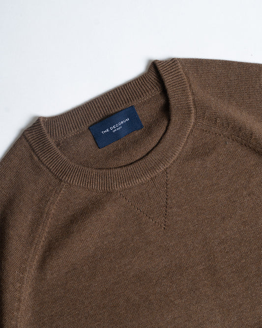 Decorum Crew Neck V-stitch Knit T-Shirt Brown