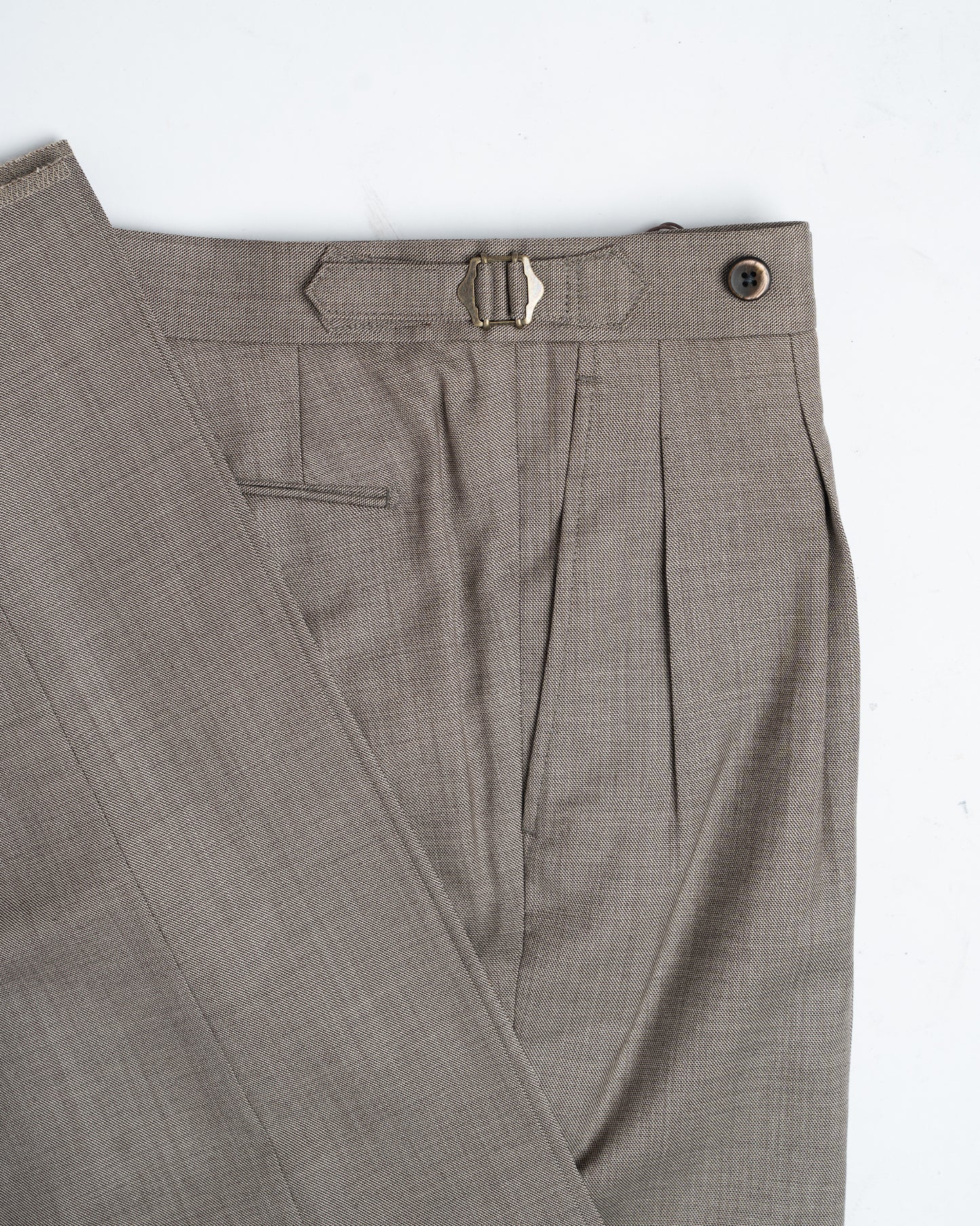 The Decorum Delon Trousers in Ash Brown Wool