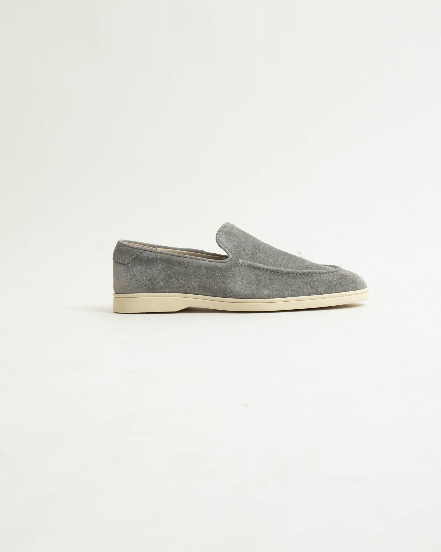 CQP DEBONAIR Unlined Slip-on Cement