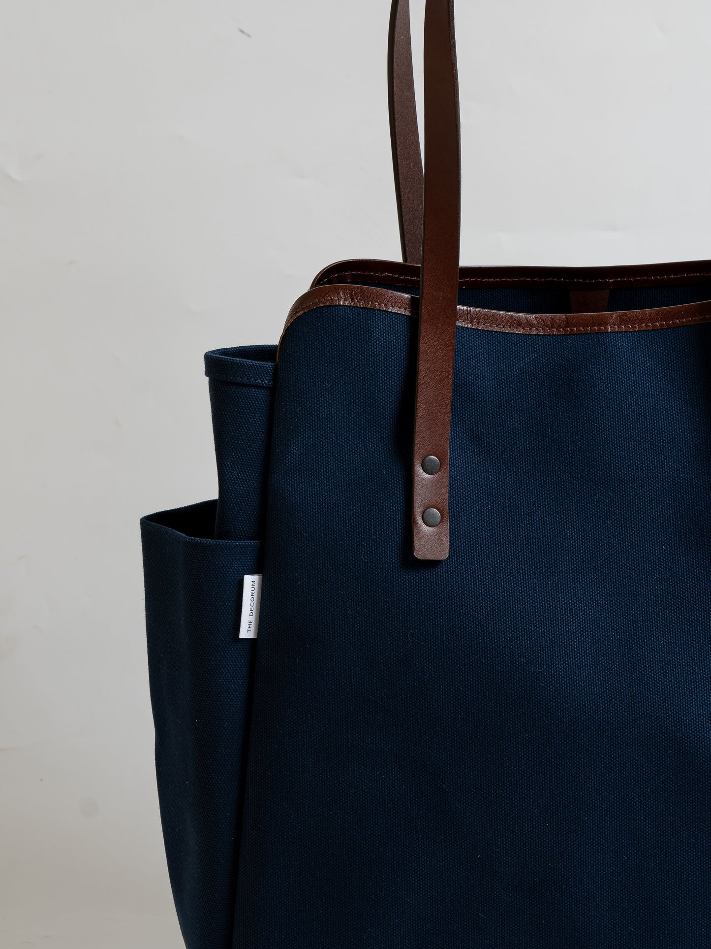 Southern Field Industries SHOPPER Tote - Navy/Chocolate