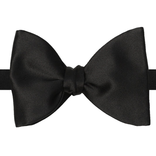 La Bowtique Bowties Oversized Hranek – Black Silk Satin Bow Tie