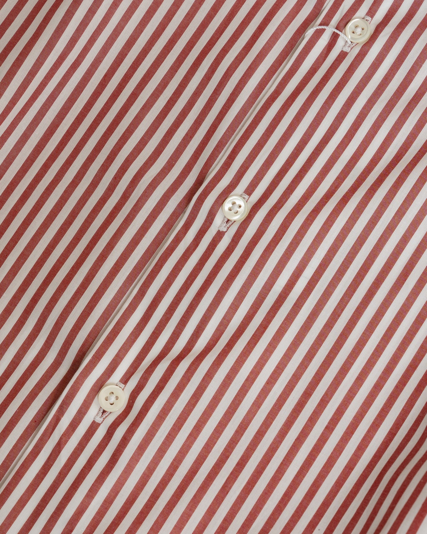 Kamakura Red Stripe Spread Collar Broadcloth Shirt