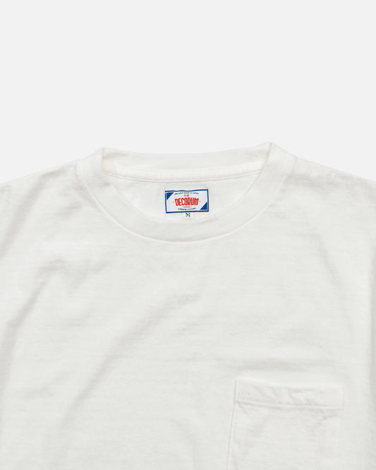The Decorum Seamless Crewneck Pocket T-Shirt in White
