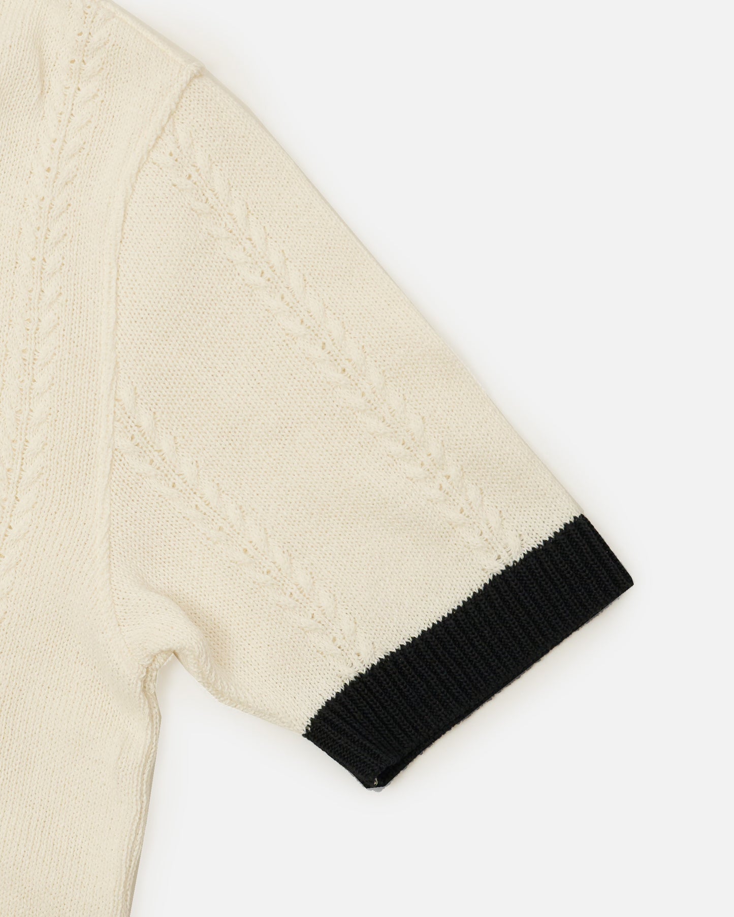 The Decorum Garland Knit Shirt - White/Black