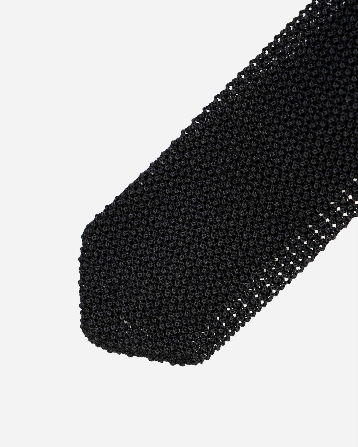 The Decorum Knit Tie in Black
